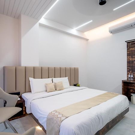 Hotel Darshan Executive Tuljapur Экстерьер фото