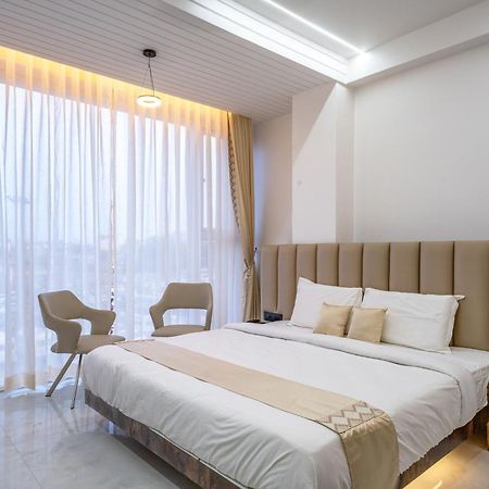 Hotel Darshan Executive Tuljapur Экстерьер фото