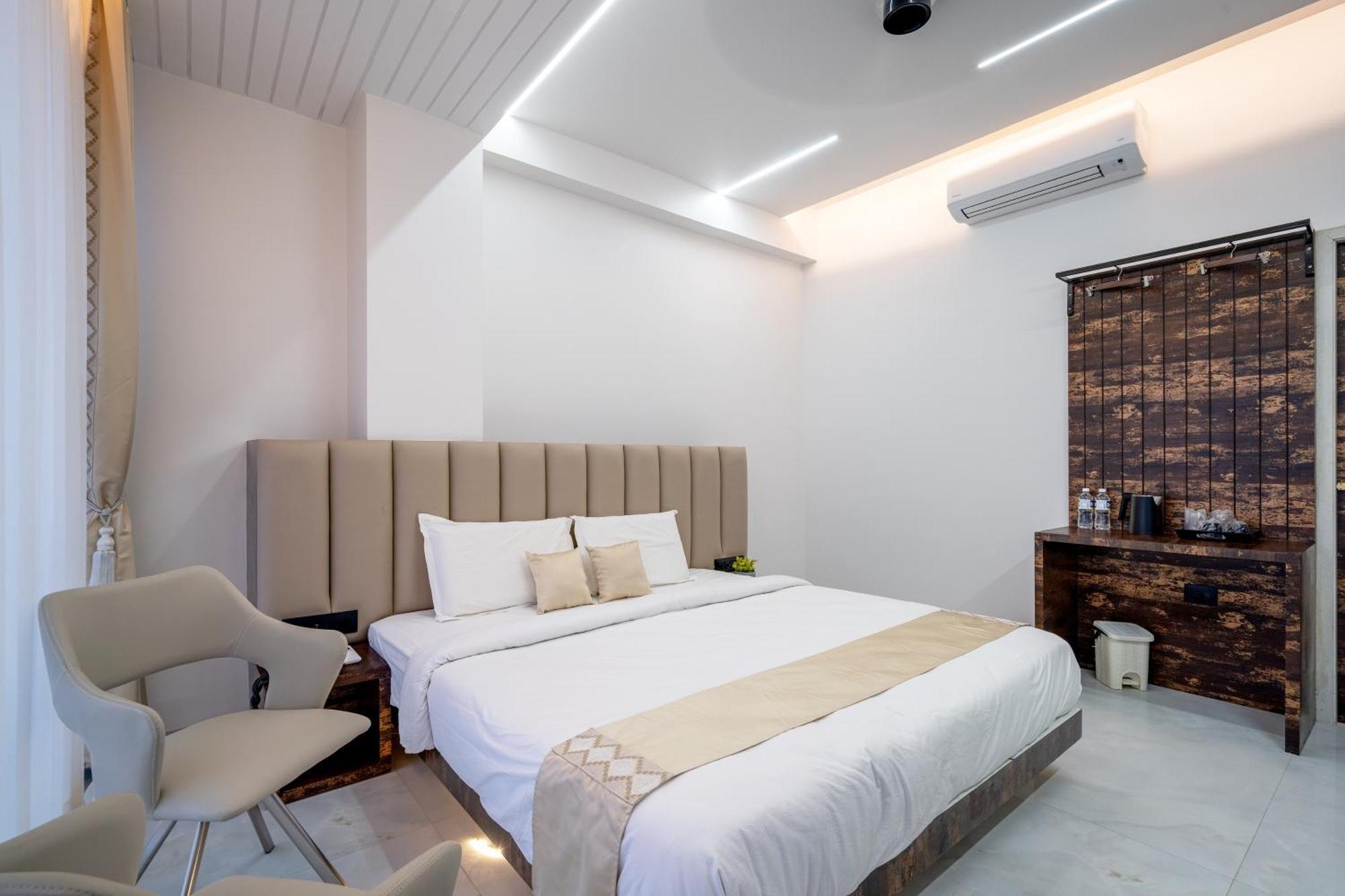 Hotel Darshan Executive Tuljapur Экстерьер фото