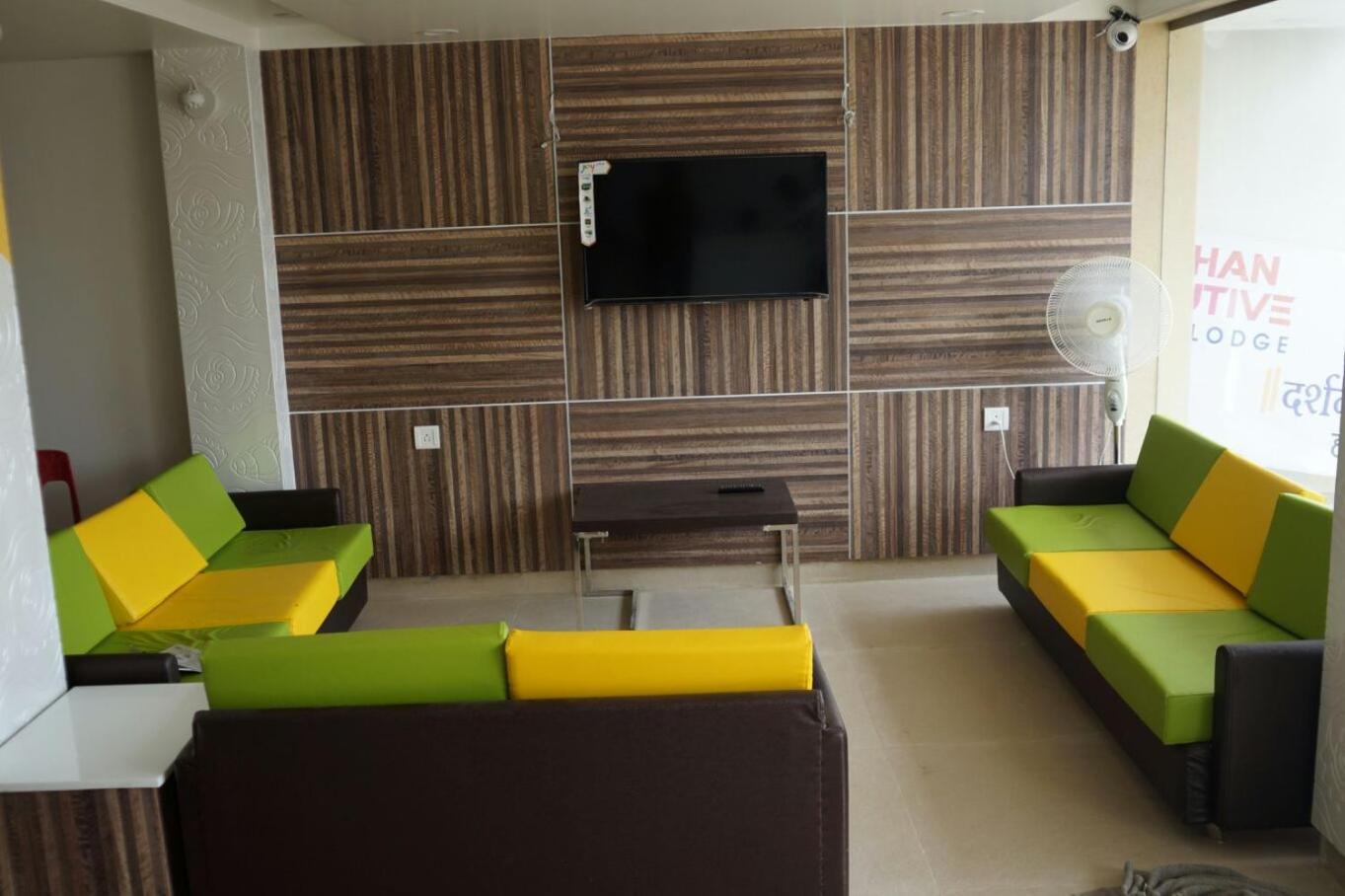 Hotel Darshan Executive Tuljapur Экстерьер фото