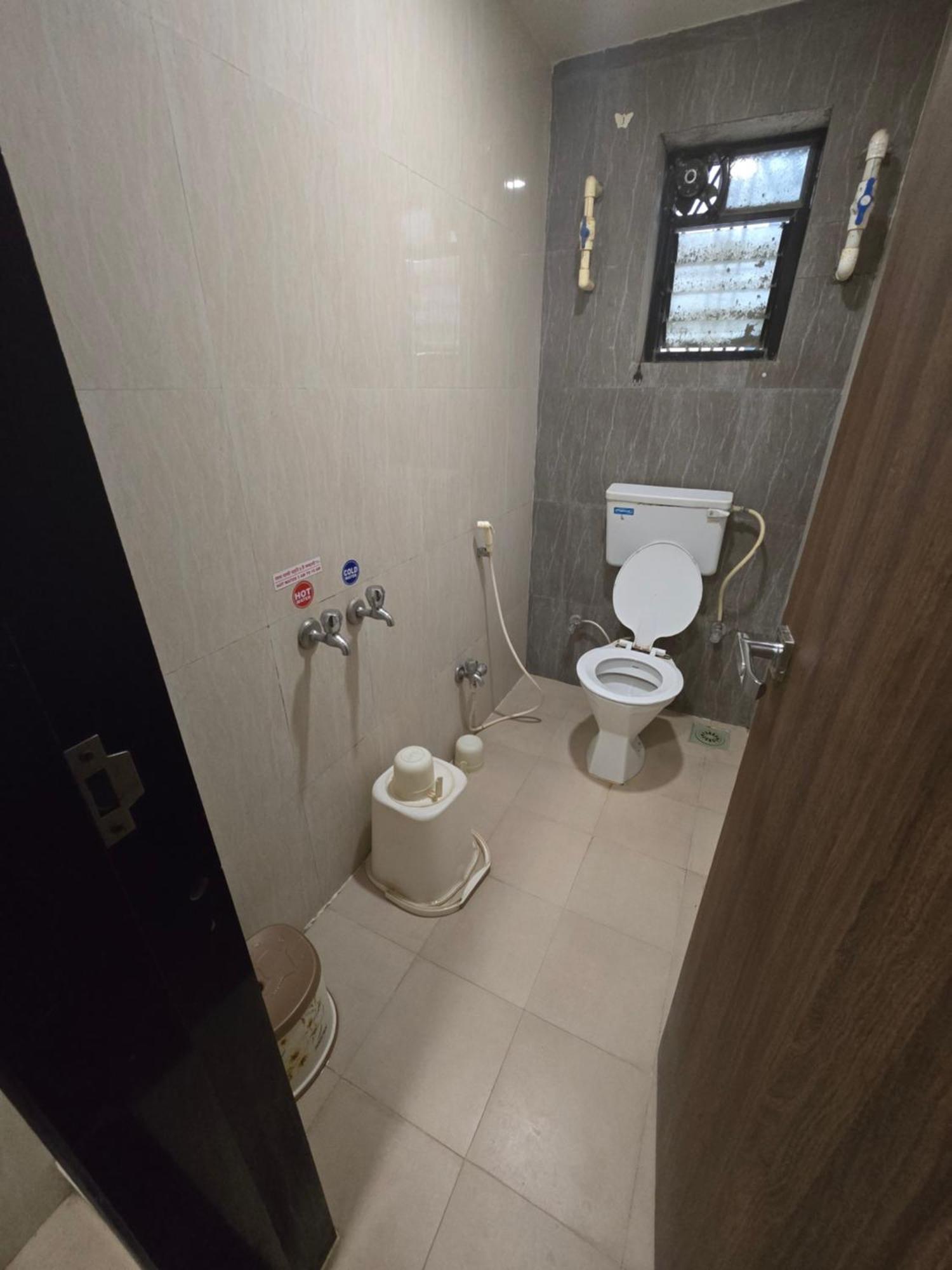 Hotel Darshan Executive Tuljapur Экстерьер фото