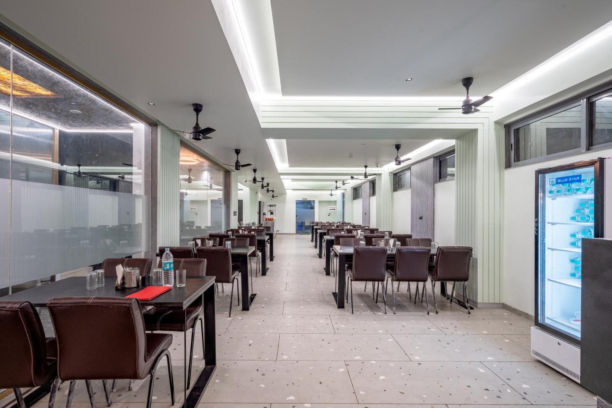 Hotel Darshan Executive Tuljapur Экстерьер фото